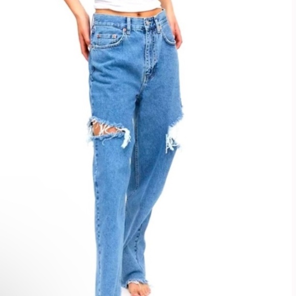 SLASHED CUT OUT STRAIGHT LEG JEANS - Picture 3 of 8